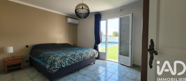 Maison à vendre 8 pièces 205 m² Saint-Jean-d'Angély