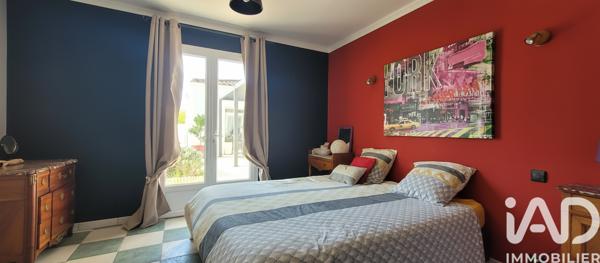 Maison à vendre 8 pièces 205 m² Saint-Jean-d'Angély