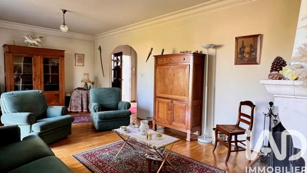 Maison à vendre 6 pièces 130 m² Vert-Saint-Denis