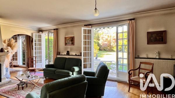 Maison à vendre 6 pièces 130 m² Vert-Saint-Denis