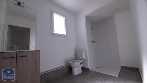 Appartement à louer 1 pièce 23.4m² Nîmes (30000)