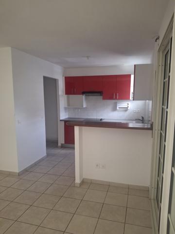 Saint-François (97118) Appartement T3 Bourg de St Francois piscine