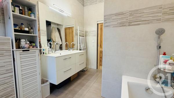 Appartement T4 à vendre  5 pièces - 124,83 m2 GAP - 05