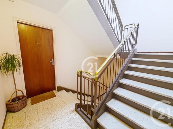 Appartement F2 à vendre  2 pièces - 45,99 m2 ARLES - 13