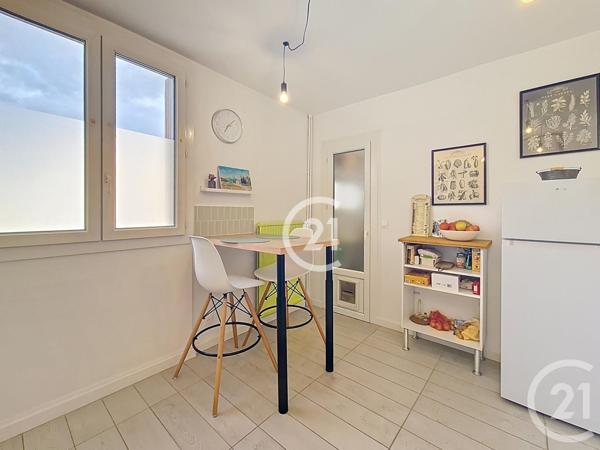 Appartement F2 à vendre  2 pièces - 45,99 m2 ARLES - 13