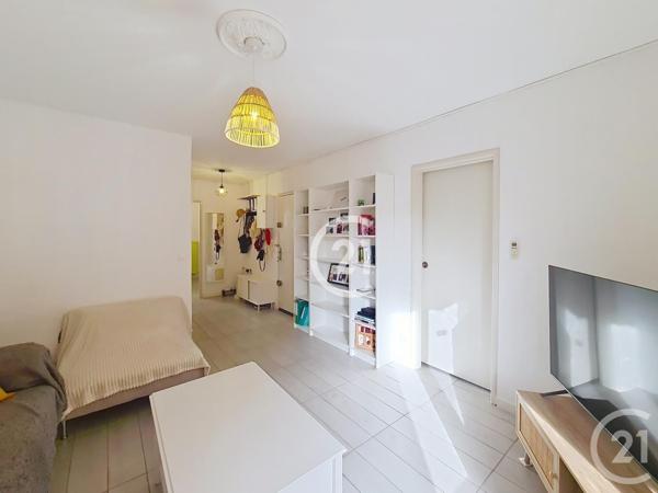 Appartement F2 à vendre  2 pièces - 45,99 m2 ARLES - 13
