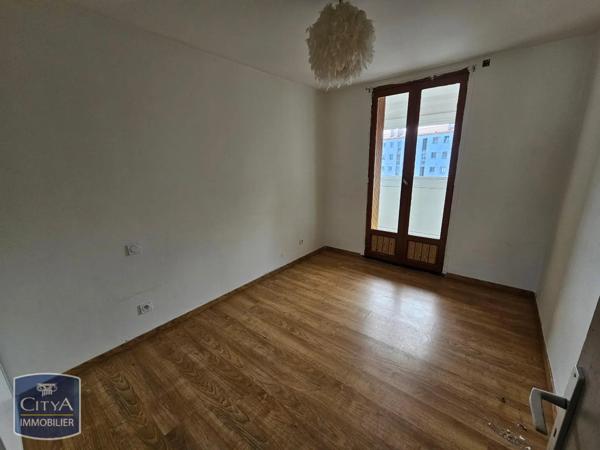 Appartement à louer 3 pièces 70.24m²