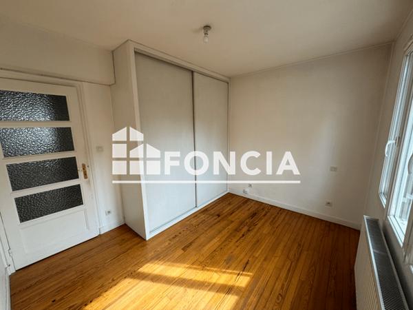 Location Appartement 3 pièces 65.23 m² - 11 RUE LINNE Grenoble 38000