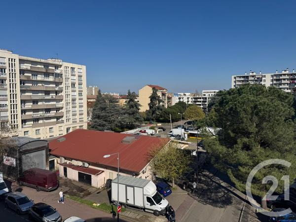 Appartement T3 à vendre  3 pièces - 69,72 m2 ST FONS - 69