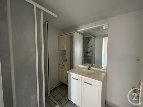 Appartement T3 à vendre  3 pièces - 69,72 m2 ST FONS - 69