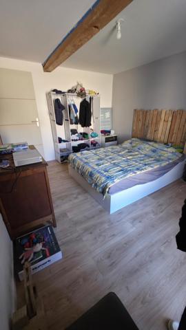 Maison de village 4 chambres avec jardin et garage