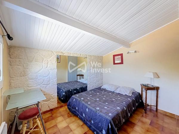 Villa avec piscine au calme