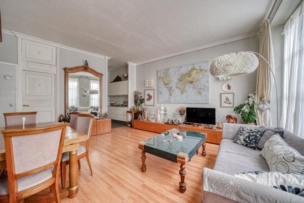 Paris (75001) MAGNIFIQUE 2 PIECES SITUE DANS LE QUARTIER HISTORIQUE DU PALAIS ROYAL