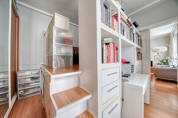 Paris (75001) MAGNIFIQUE 2 PIECES SITUE DANS LE QUARTIER HISTORIQUE DU PALAIS ROYAL