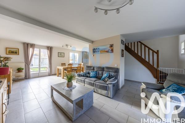 Maison à vendre 6 pièces 135 m² Moret-Loing-et-Orvanne