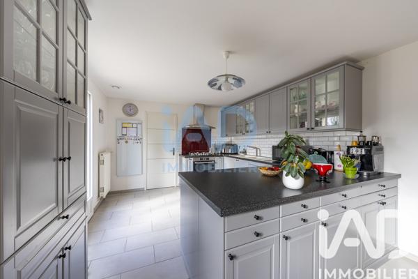 Maison à vendre 6 pièces 135 m² Moret-Loing-et-Orvanne