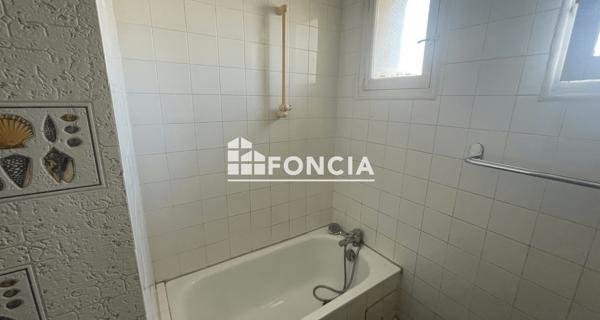 Location Appartement 4 pièces 74 m² - Valence 26000
