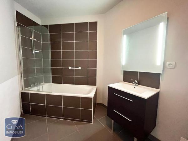 Appartement à louer 2 pièces 48.94m²