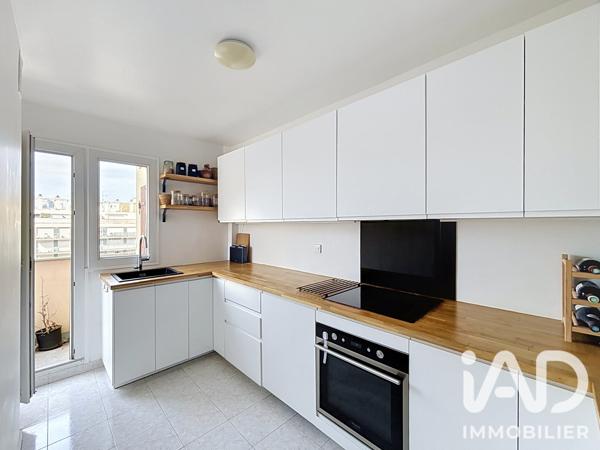 Appartement à vendre 4 pièces 72 m² Courbevoie
