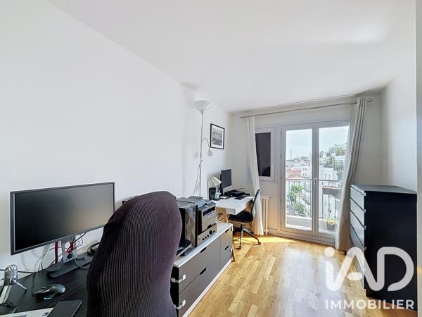 Appartement à vendre 4 pièces 72 m² Courbevoie