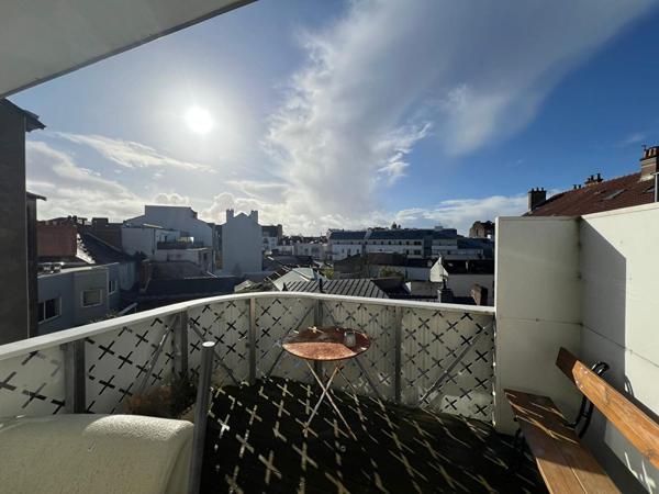 Rare à Viarme - Maison de ville 170m2 avec trois terrasses.