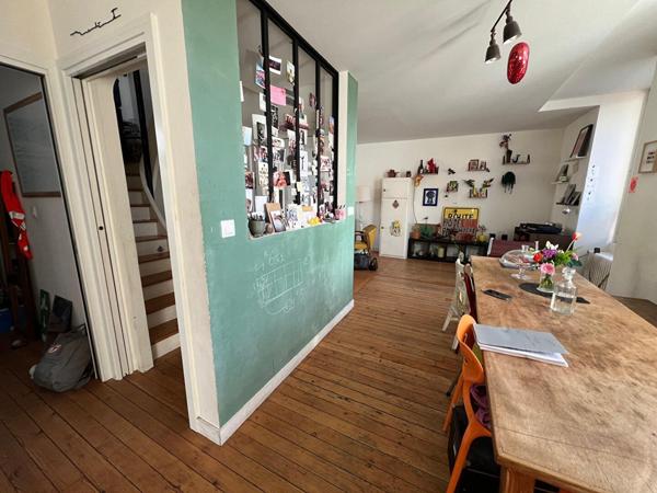 Rare à Viarme - Maison de ville 170m2 avec trois terrasses.