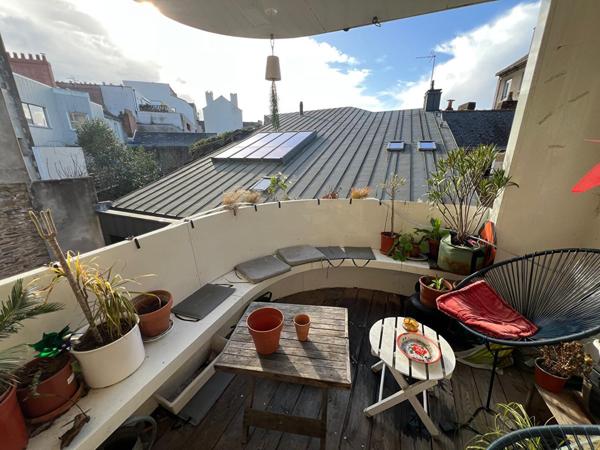 Rare à Viarme - Maison de ville 170m2 avec trois terrasses.