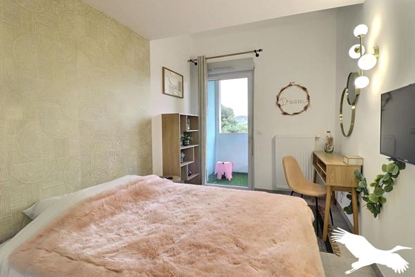 Appartement à louer 1 710 € CC Marseille 4 p 83 m² DPE C