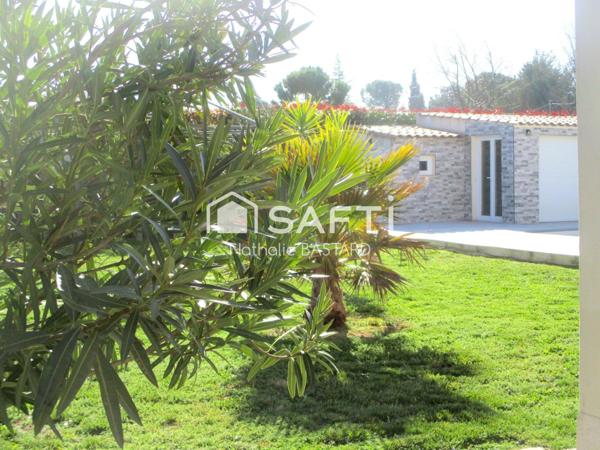 Marignane limitrophe Gignac : jolie villa de charme en semi plain-pied avec piscine et dépendances