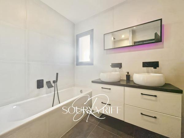 VILLA DE PLAIN-PIED,  PISCINE, CONQUES SUR ORBIEL, 110 M2