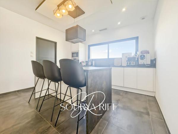 VILLA DE PLAIN-PIED,  PISCINE, CONQUES SUR ORBIEL, 110 M2