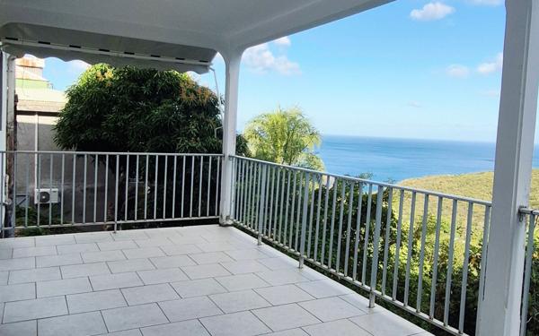 Appartement à louer    3 pièces • 62 m2 Pointe-Noire