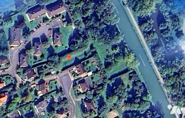 45200 AMILLY - TERRAIN A BATIR - EMPLACEMENT UNIQUE