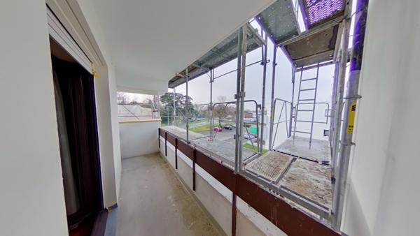 Talence - T3 traversant dans résidence isolée par l'extérieur