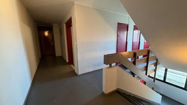 Talence - T3 traversant dans résidence isolée par l'extérieur