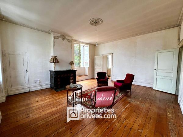 Appartement Libourne 7 pièce(s) 245.86 m2 et studio indépendant