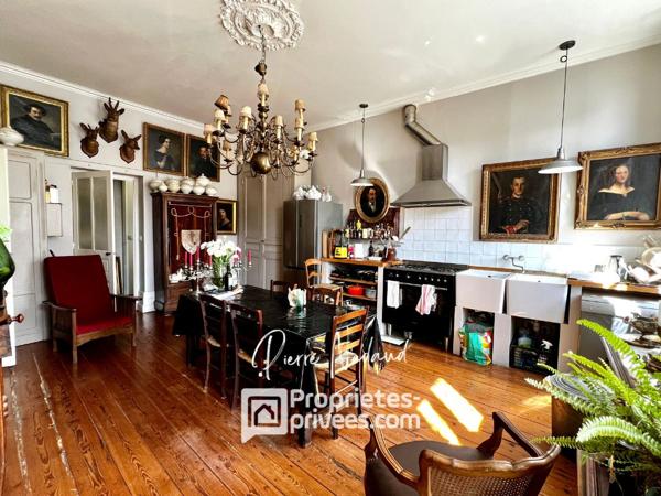 Appartement Libourne 7 pièce(s) 245.86 m2 et studio indépendant