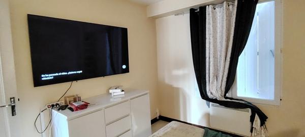 Immeuble avec deux appartements cœur de centre ville.