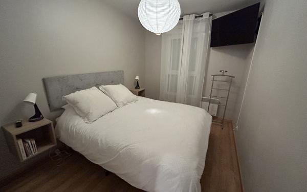 Appartement à vendre    3 pièces • 64 m2 Tours