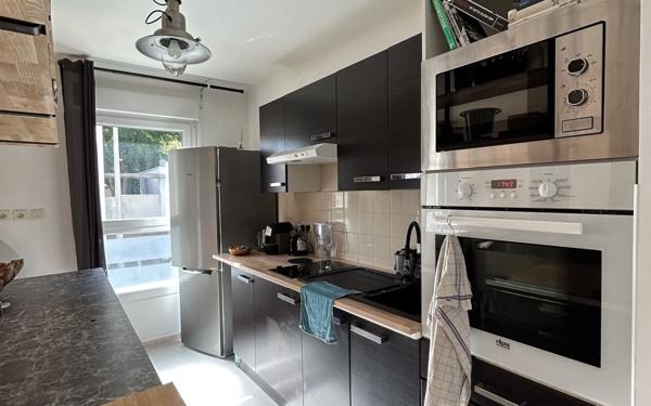 Appartement à vendre    3 pièces • 64 m2 Tours