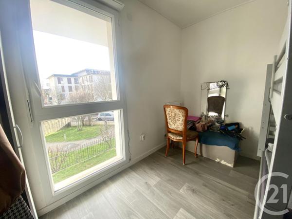 Appartement F4 à vendre  5 pièces - 80,13 m2 GOUSSAINVILLE - 95