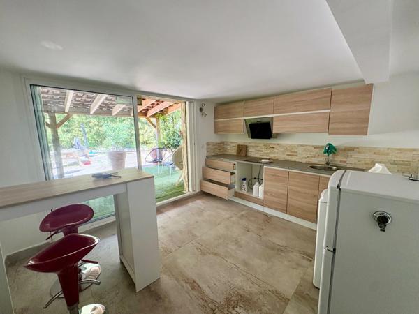 Charmant appartement de 70 m² avec jardin arboré de 300 m² – Fréjus