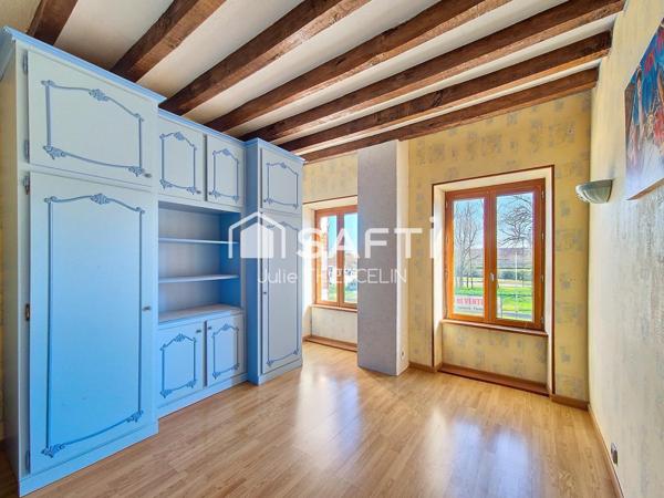 Maison de village 3 chambres avec des dépendances