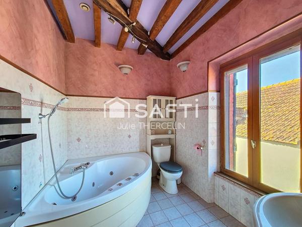 Maison de village 3 chambres avec des dépendances