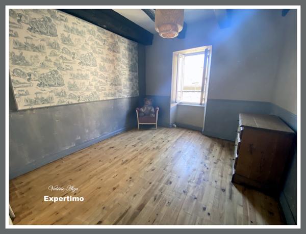 Angles (81260) Maison de village