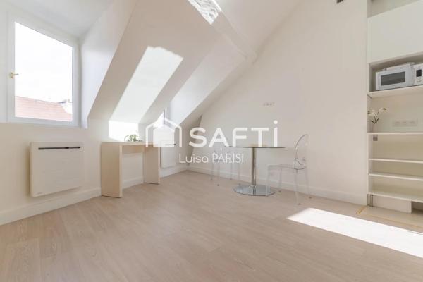 Studio au 3ème et dernier étage - refait avec goût !