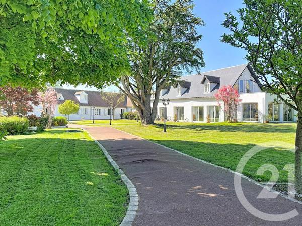 Maison à vendre  12 pièces - 436,01 m 2   CHARTRES  - 28