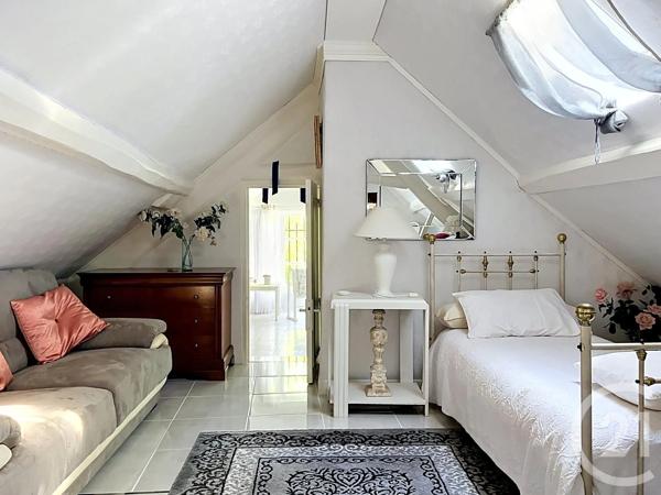 Maison à vendre  12 pièces - 436,01 m 2   CHARTRES  - 28