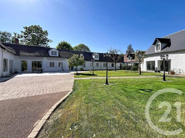 Maison à vendre  12 pièces - 436,01 m 2   CHARTRES  - 28
