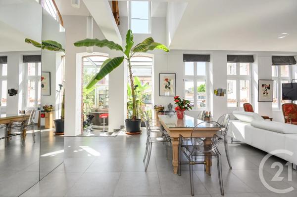 Maison à vendre  12 pièces - 436,01 m 2   CHARTRES  - 28